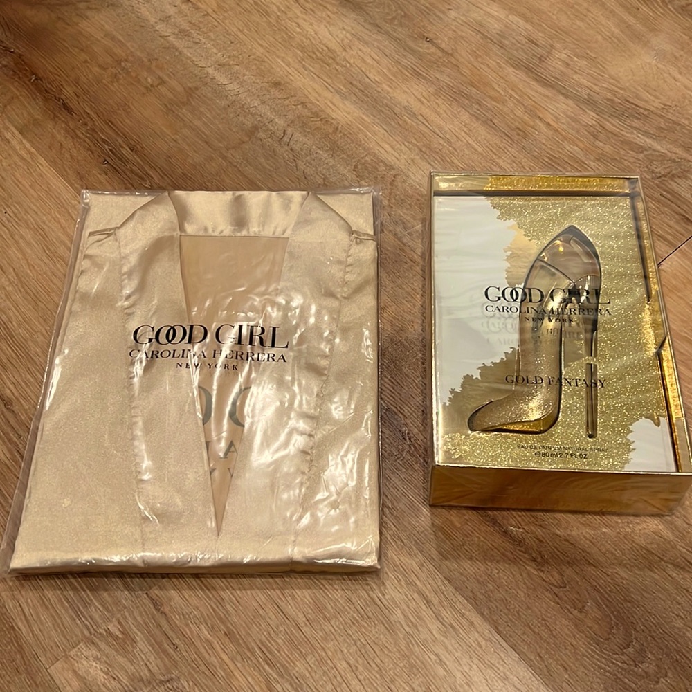Carolina Herrera Good Girl Gold Fantasy eau de parfum with gold robe
